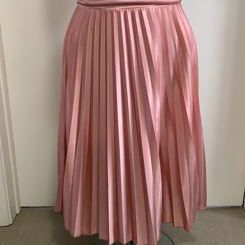 Pink one shoulder dress - Picture 10 of 16